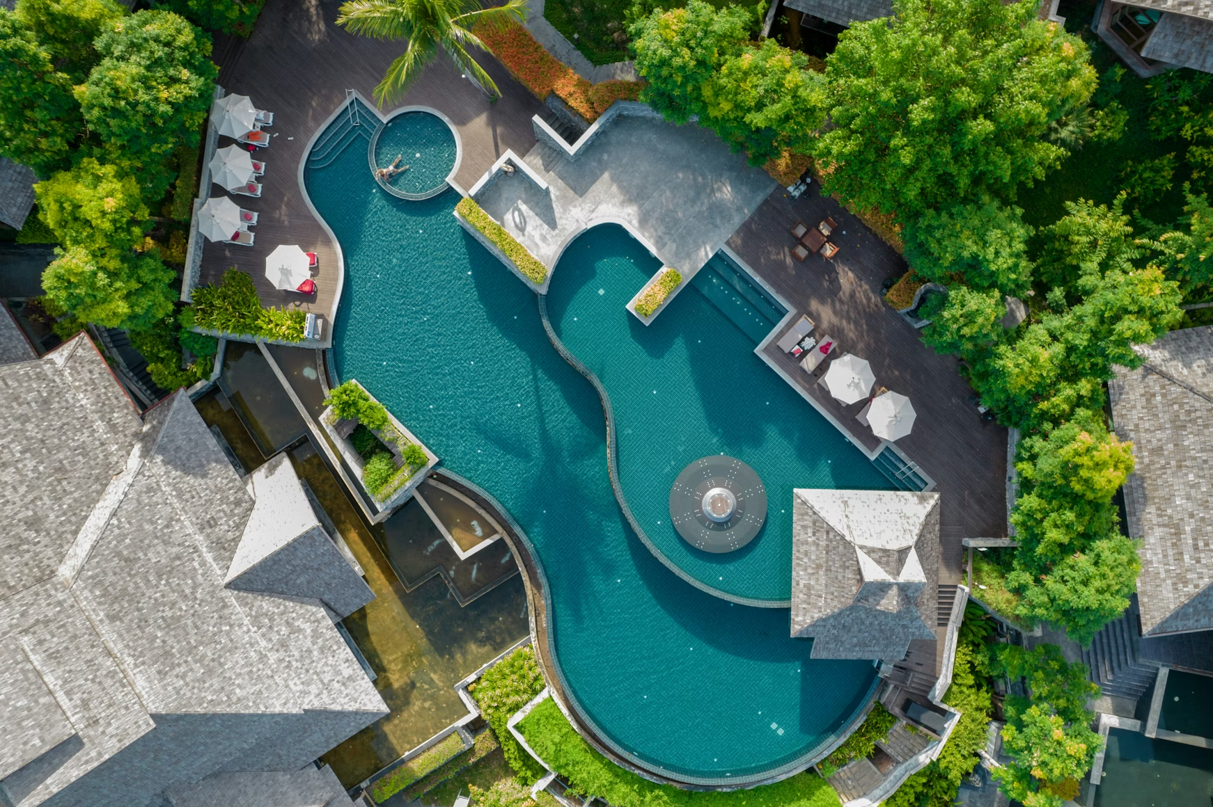 Resort pool heated by EvoHeat