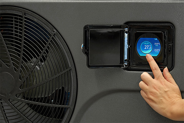 Intuitive Colour Touchscreen Controller